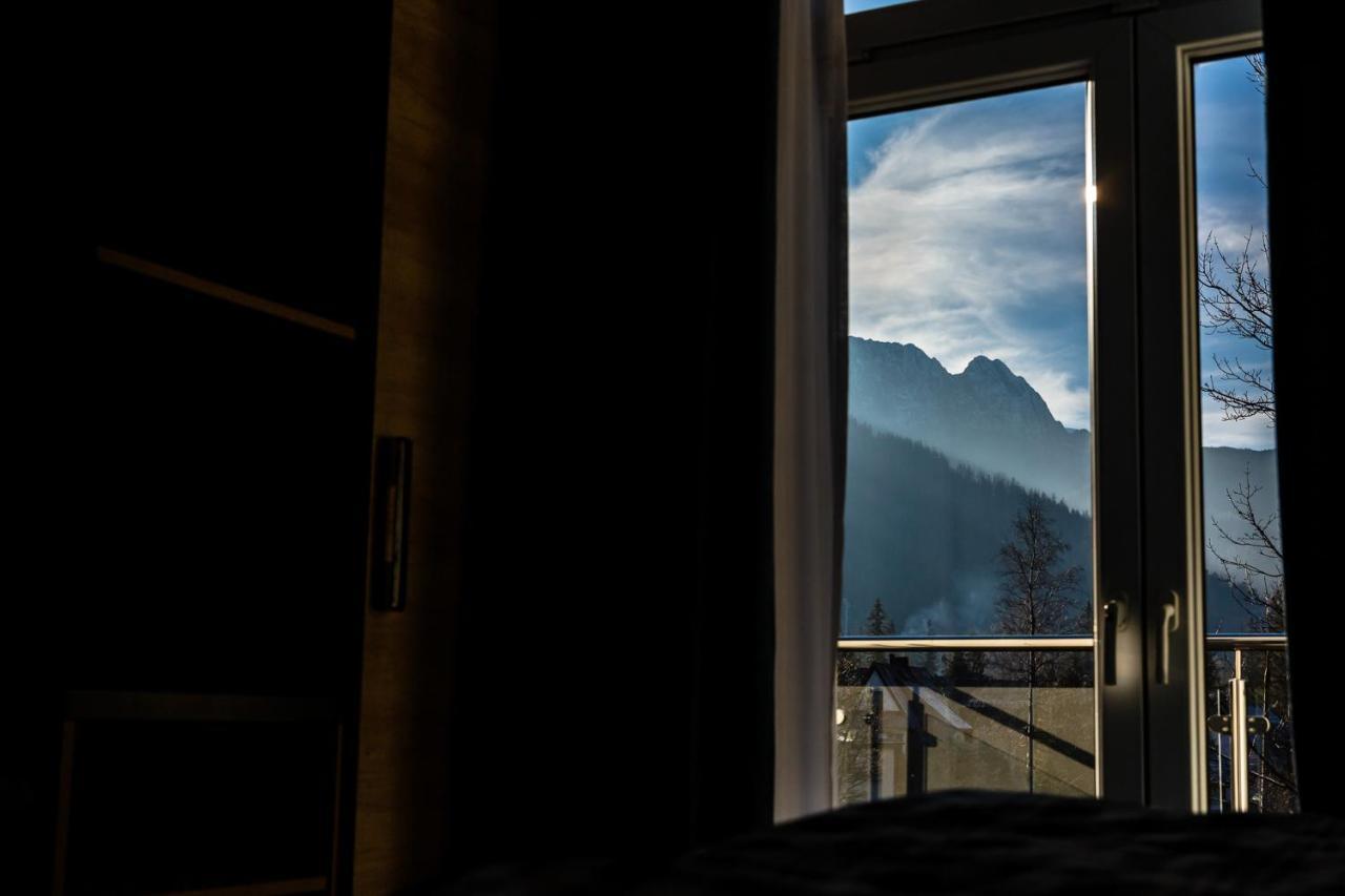 Narciarski Dworek Bed & Breakfast